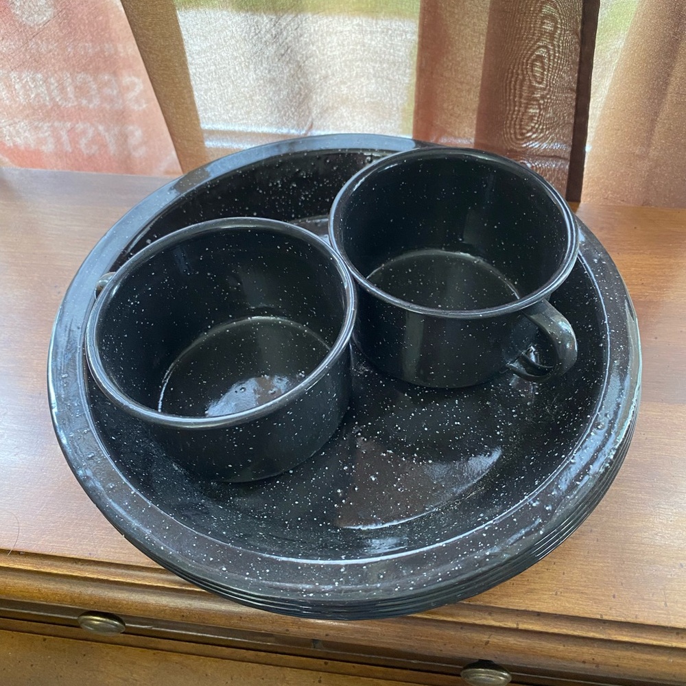 Black Speckled Dinnerware Set